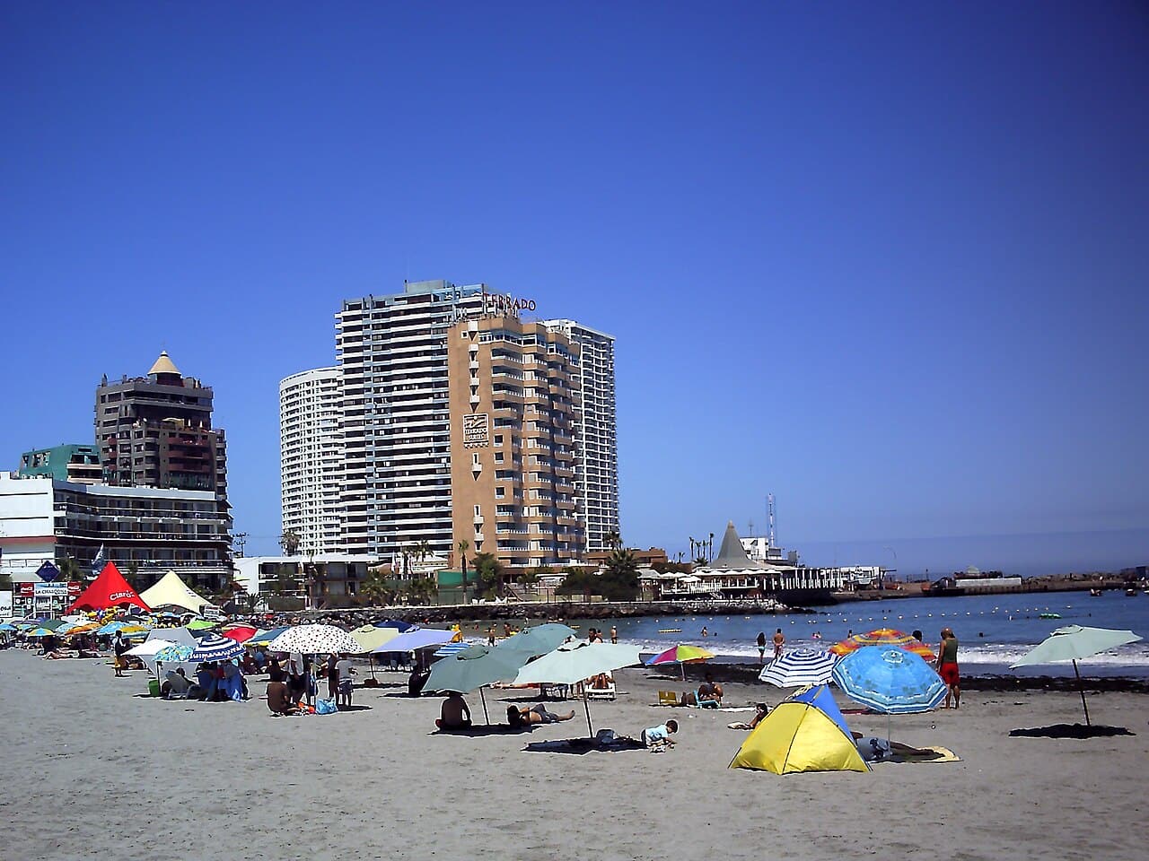 Iquique — El Colegio